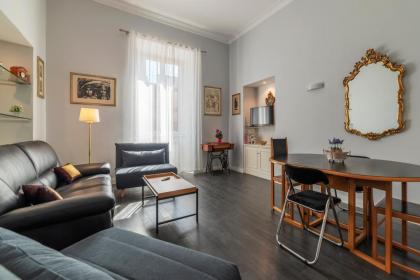 Piazza del Popolo Apartment with View - image 7