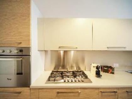Spacious Apartment in Rome near Sea - image 4