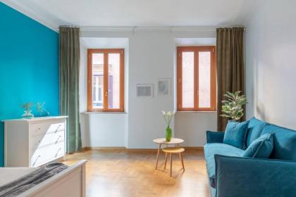 iFlat Spanish Steps Blue Apartment - image 20