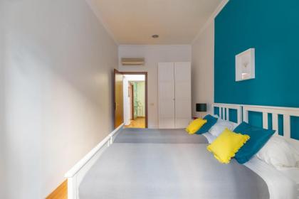 iFlat Spanish Steps Blue Apartment - image 5