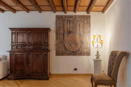 Pantheon View Apartment - image 8