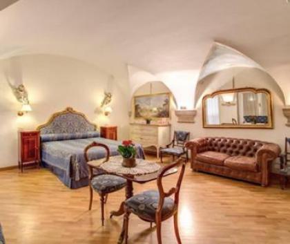 Navona Garden Suites - image 12