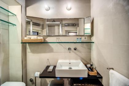 Italianflat- Alla Fontana di Trevi - image 11