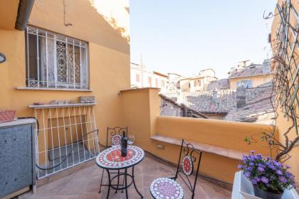 Stunning Campo De Fiori Apartment with Terrace Rome 