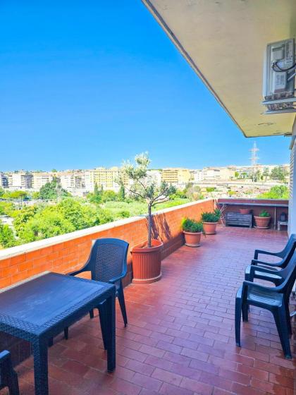 Park front  penthouse with terrace  - image 17