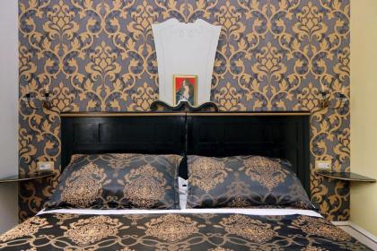Domus Monami Luxury Suites - image 21