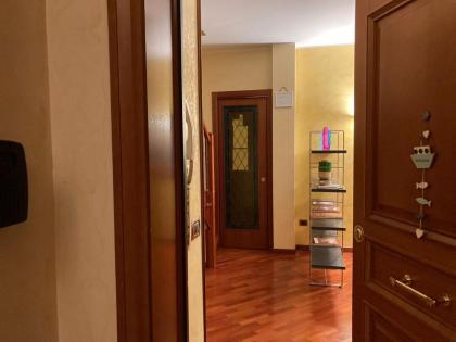 JFK b & b - image 8