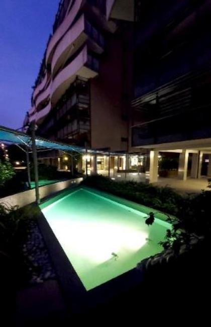 Home Sorbara Luxury Home - image 9