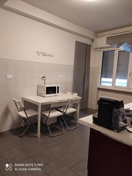 Vatican Luxury Apartment - image 10