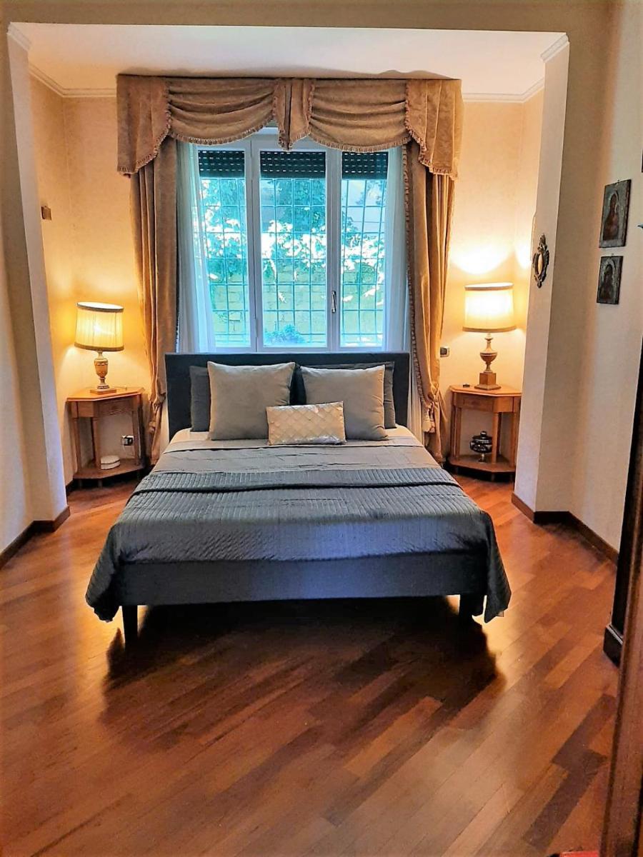 Mary Grace house - main image