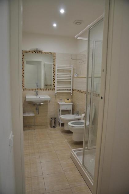 B&B Five - image 15