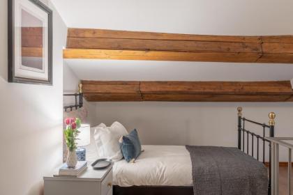 iFlat Charming Apartment near Piazza Venezia - image 17