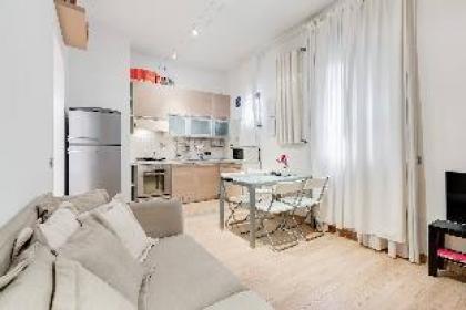 Cosy 1 Bed Flat Close To Vatican - image 2