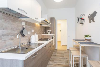 St Peter Cozy 2 BDR apartment with Garage - image 19