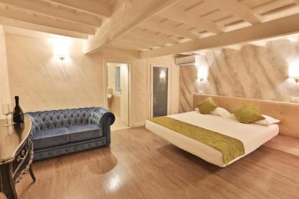 Grottini Luxury Suites ~ Pantheon