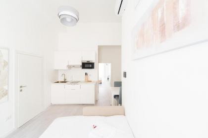 White Gioberti Apartments - image 17