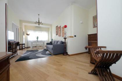 Cipro Vatican Apartment - image 13
