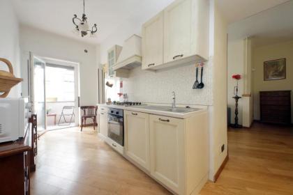 Cipro Vatican Apartment - image 16