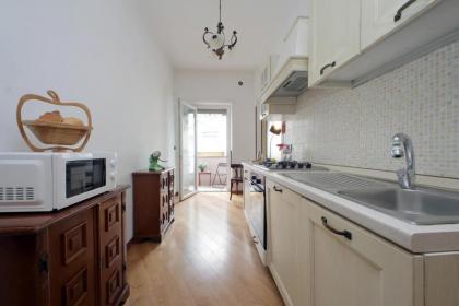 Cipro Vatican Apartment - image 18