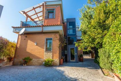 St Peter's Spacious 3 BDR with Private Parking and Garden - image 8