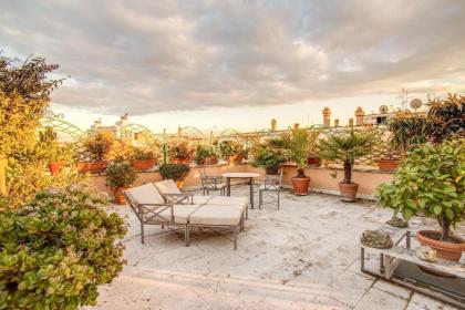 Exclusive Terrace Campo di fiori Pantheon - image 11