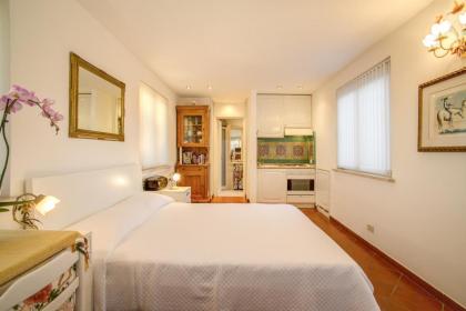 Exclusive Terrace Campo di fiori Pantheon - image 17