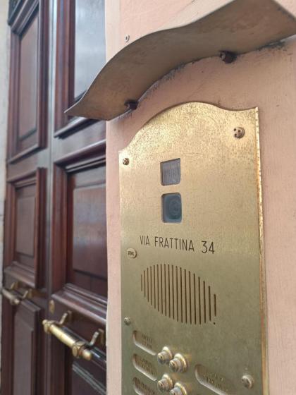 Elegant Rooms Roma - Guest House - image 18