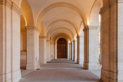 Barberini Clubhouse Apartments - image 3