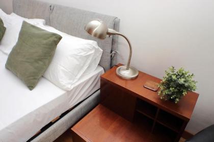 Clodio Modern Apartment - image 19