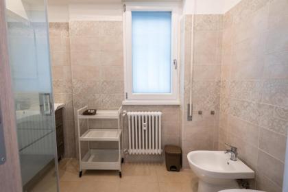 Casa Rosa Beige e Blu - image 19