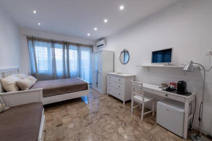 Casa Rosa Beige e Blu - image 6