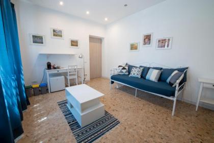 Casa Rosa Beige e Blu - image 9