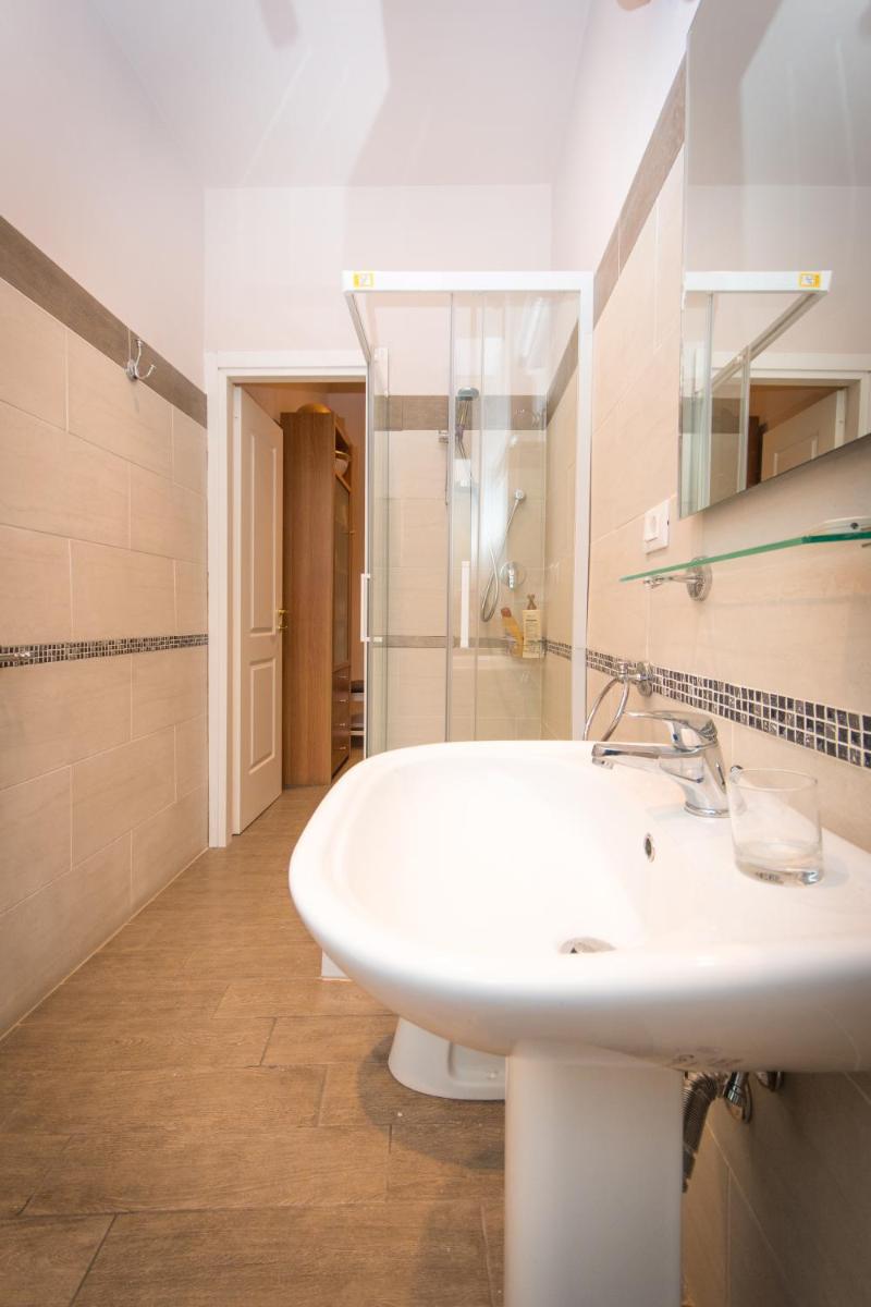 Vercelli Guest House near San Giovanni - image 4