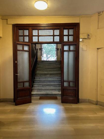 Mazzini City Center Apartment - image 3