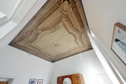 Cavour 2 bedrooms apartment - image 15