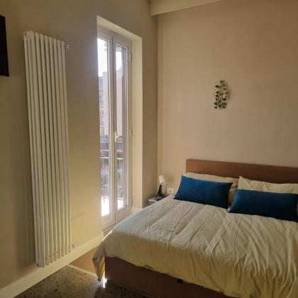 Gemelli hospital apartment - image 12