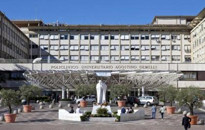 Gemelli hospital apartment - image 23