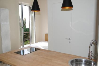 Gemelli hospital apartment - image 6