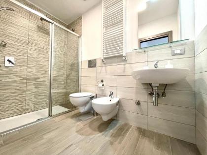 Colosseum Guest House - image 15