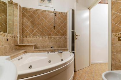 Rione Monti & Cavour Apartment - image 21