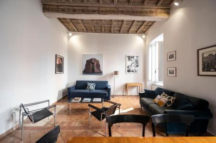 Artsy and elegant apartment near Pantheon - image 2