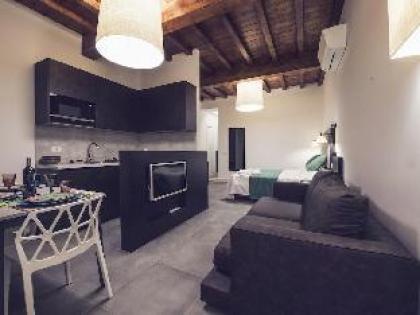Panisperna Suite 2 Bedrooms With Terrace - image 6