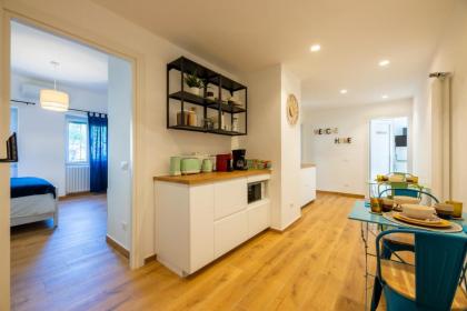 Bed & Breakfast Across The Room(e) - image 18