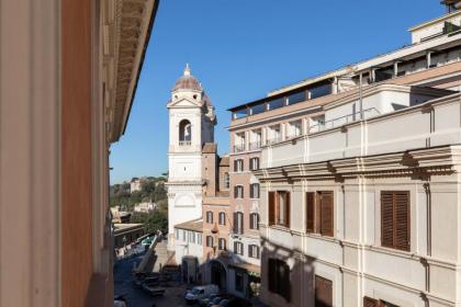 iFlat The Roman View - image 6
