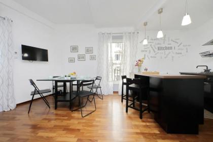 Sweet home near colosseo - image 8