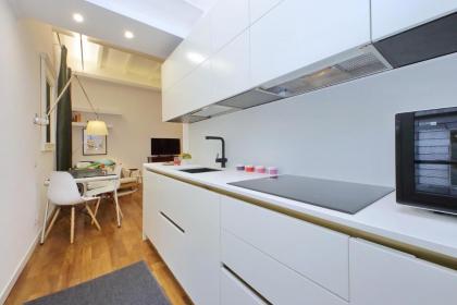 Serpenti Delightful Apartment - image 12