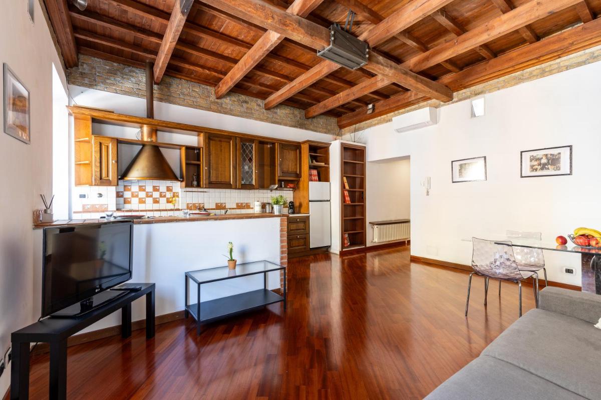 APT 151 - City Center - main image