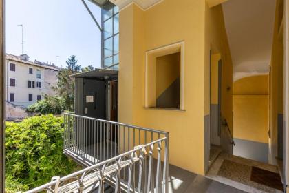 APT 151 - City Center - image 12