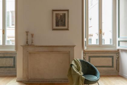 iFlat Wonder at the Pantheon - image 4