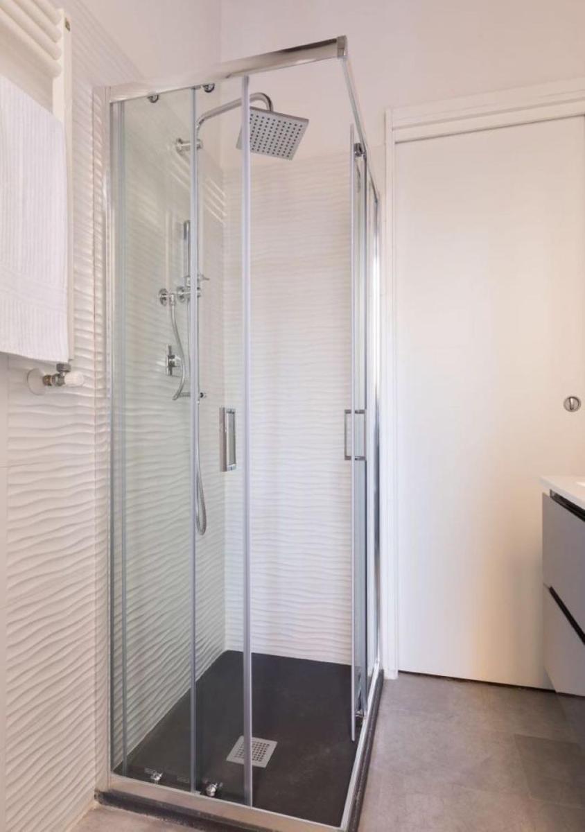 Barberini Luxury Apartment - image 4